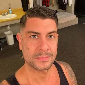 Meet your Posher, Bobby